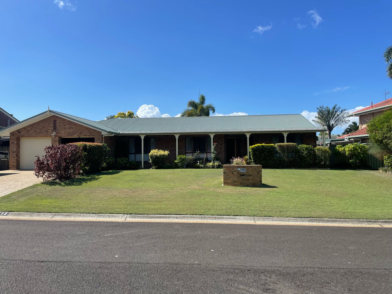 Single-storey Brisbane home with a clean Colorbond roof